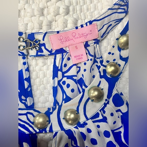 LILLY PULITZER‎ Royal blue Rogan 100% Silk Seahorse print studded top size S. - Picture 8 of 11
